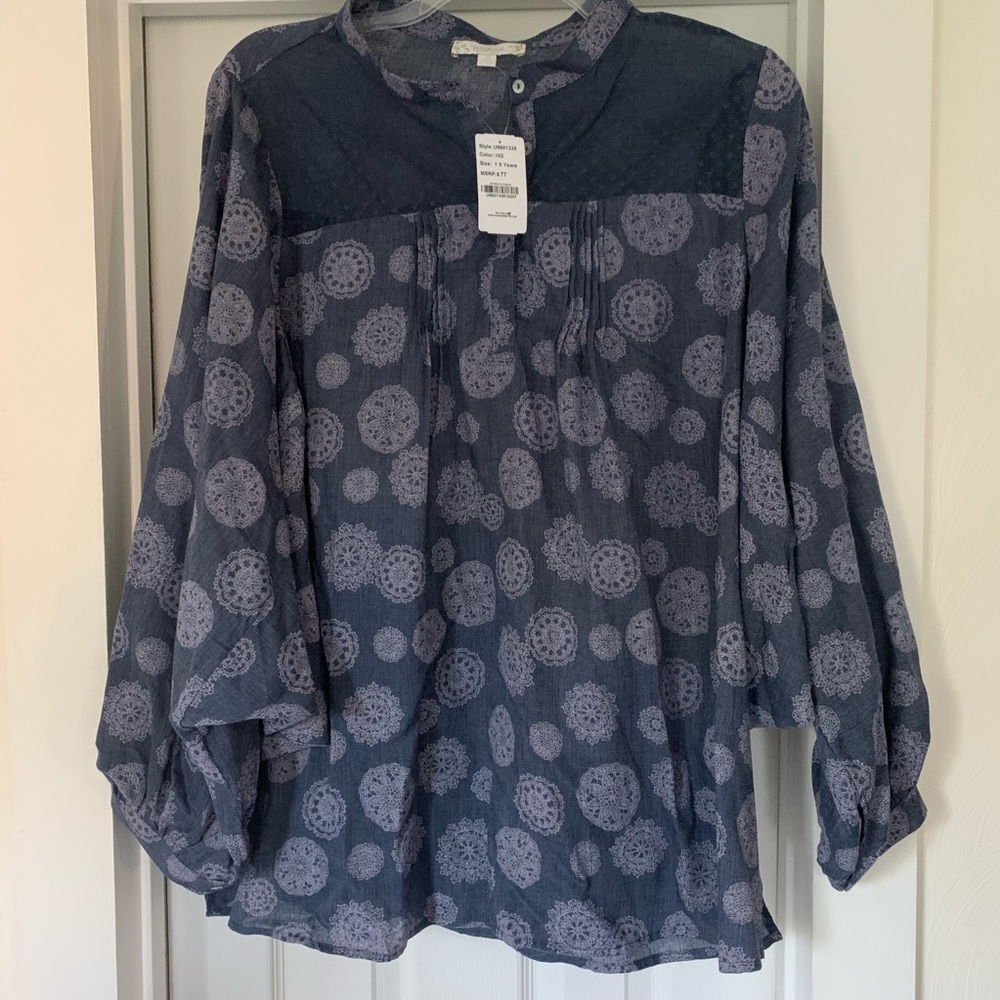 Suzanne Betro Weekend 
Indigo Wing Sleeve Top 1x